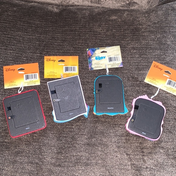 4 ornament picture frames - Picture 2 of 6